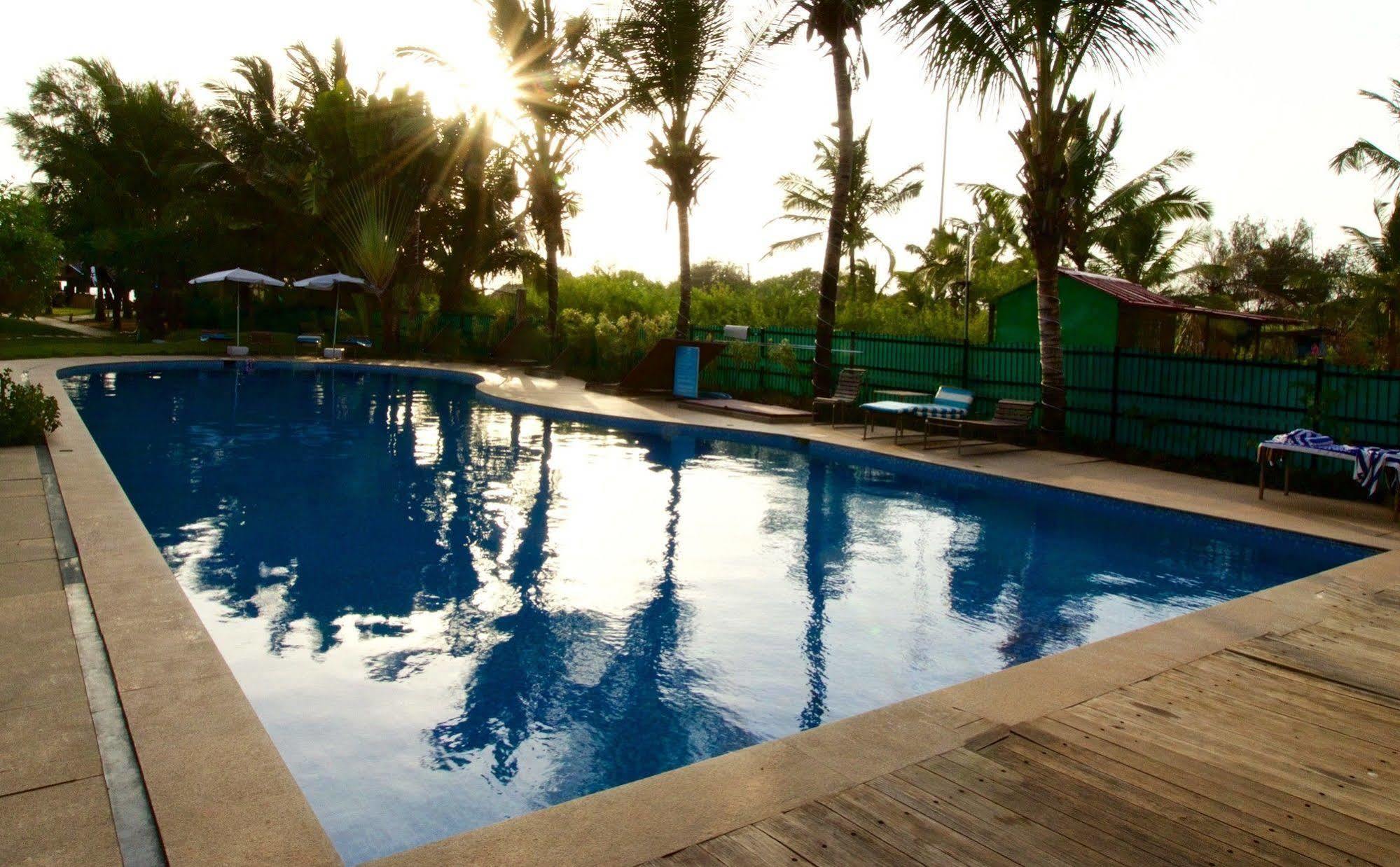 360° Beach Retreat แคนโดลิม ภายนอก รูปภาพ